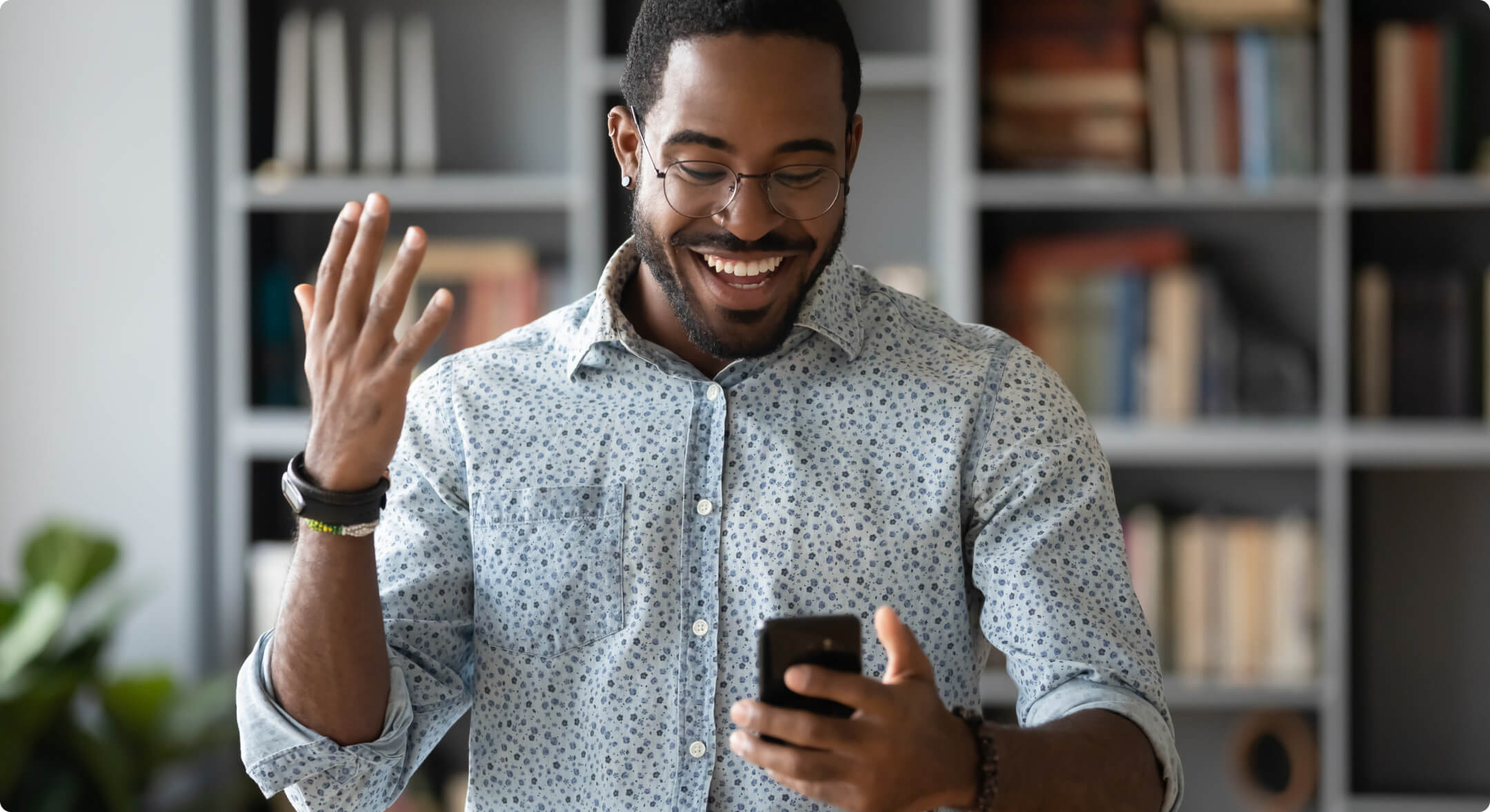 inar Reduce helpdesk calls with a ServiceNow integration in Teams